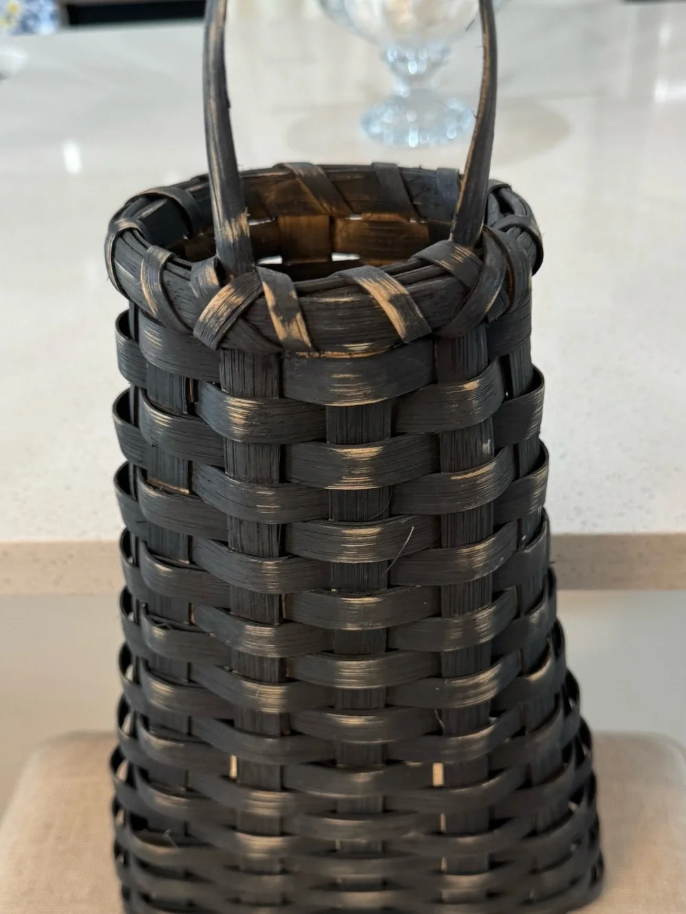 Black Natural Doorknob Basket Handle Wall Hanging